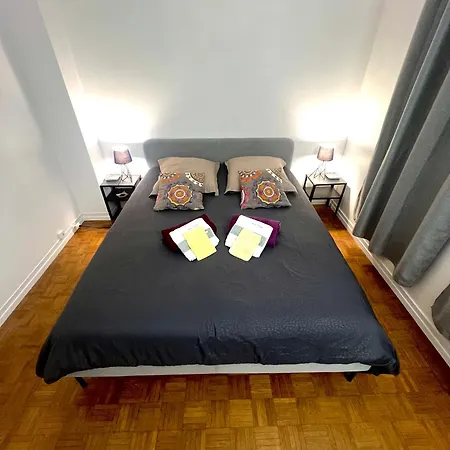 Apartment Magnifique 11eme *